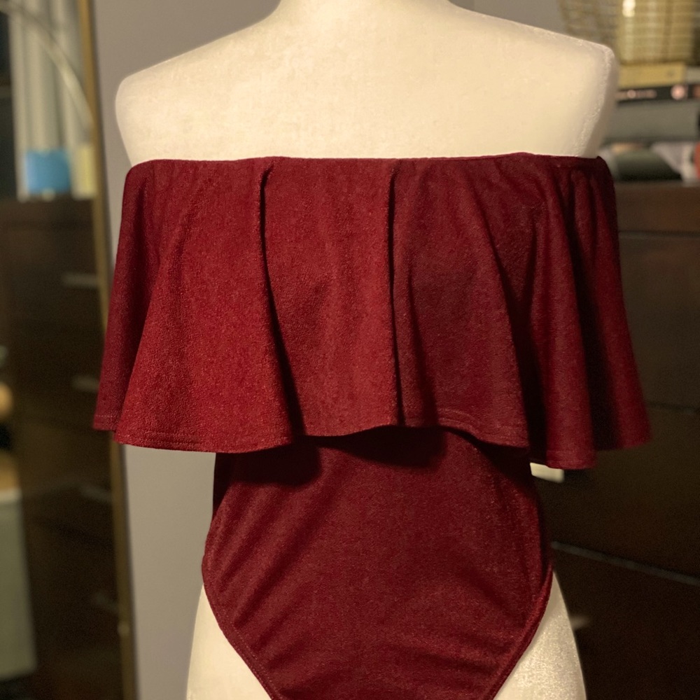 Prettylittlething burgundy Bodysuit top
